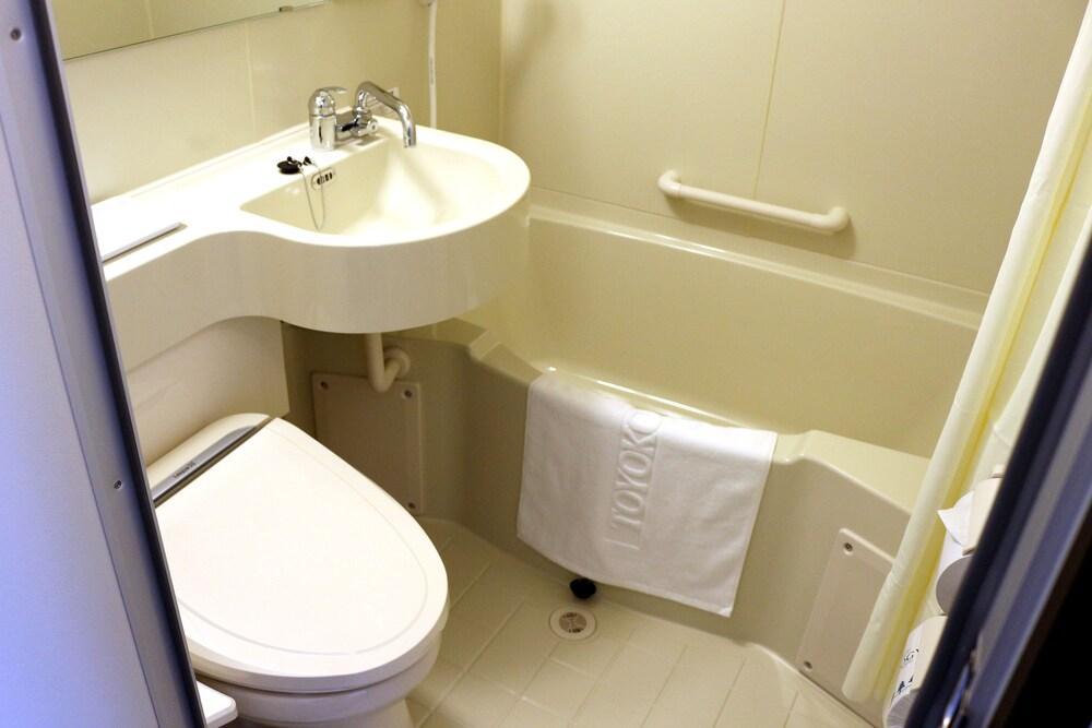 Toyoko Inn Shin-Osaka Higashi-Mikuni Ekimae Экстерьер фото