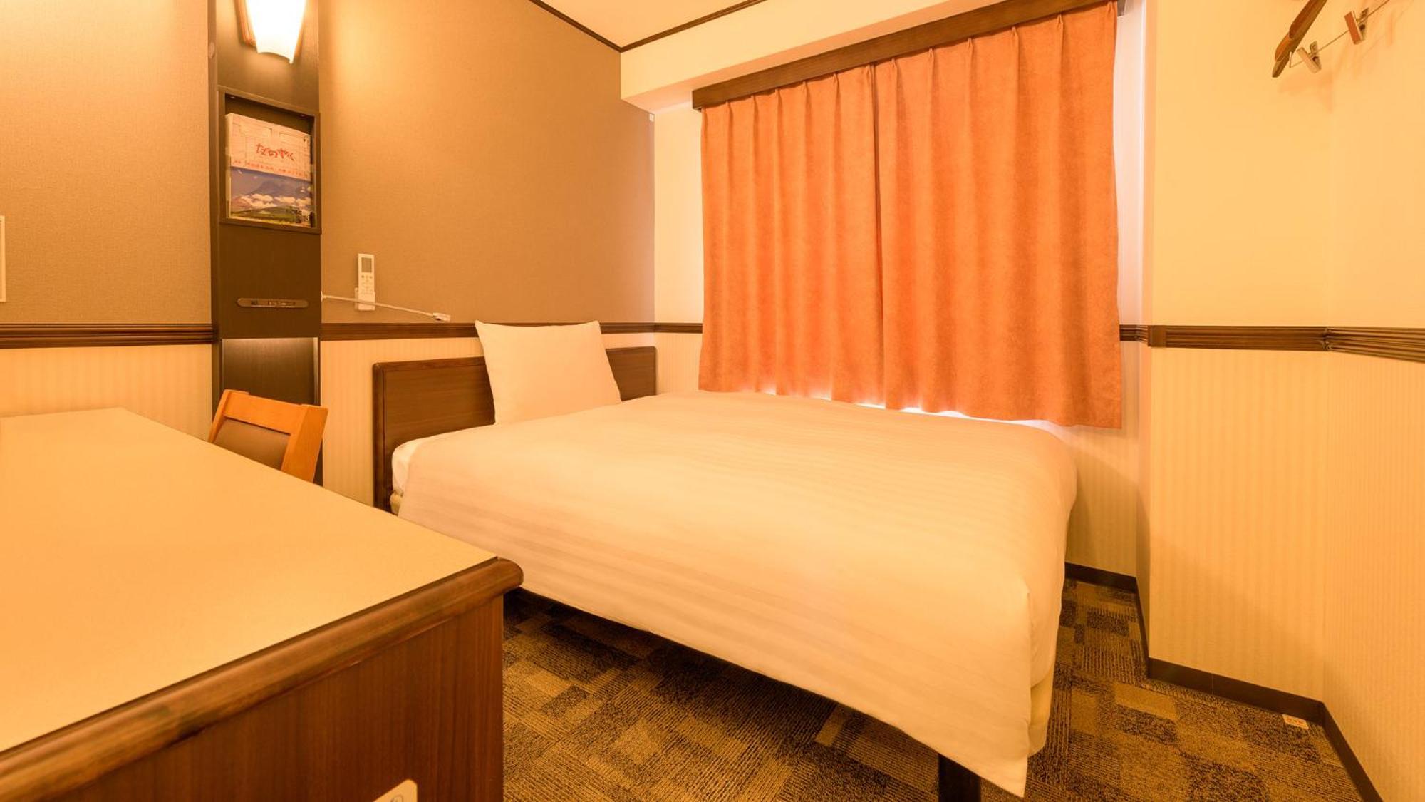 Toyoko Inn Shin-Osaka Higashi-Mikuni Ekimae Номер фото