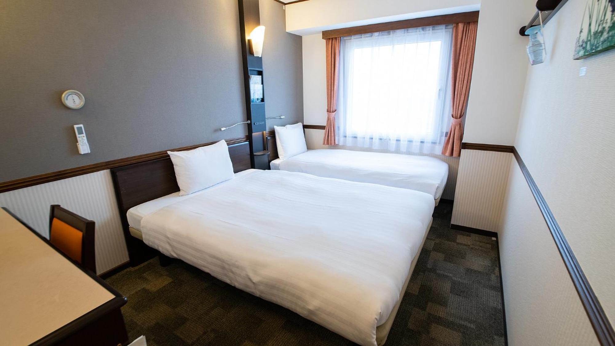 Toyoko Inn Shin-Osaka Higashi-Mikuni Ekimae Номер фото